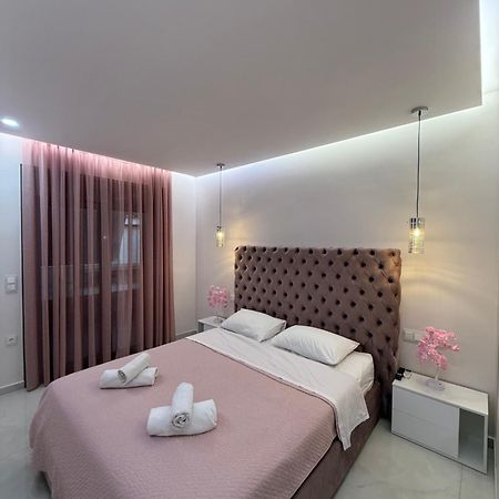 Luxury Apartment Атина Екстериор снимка