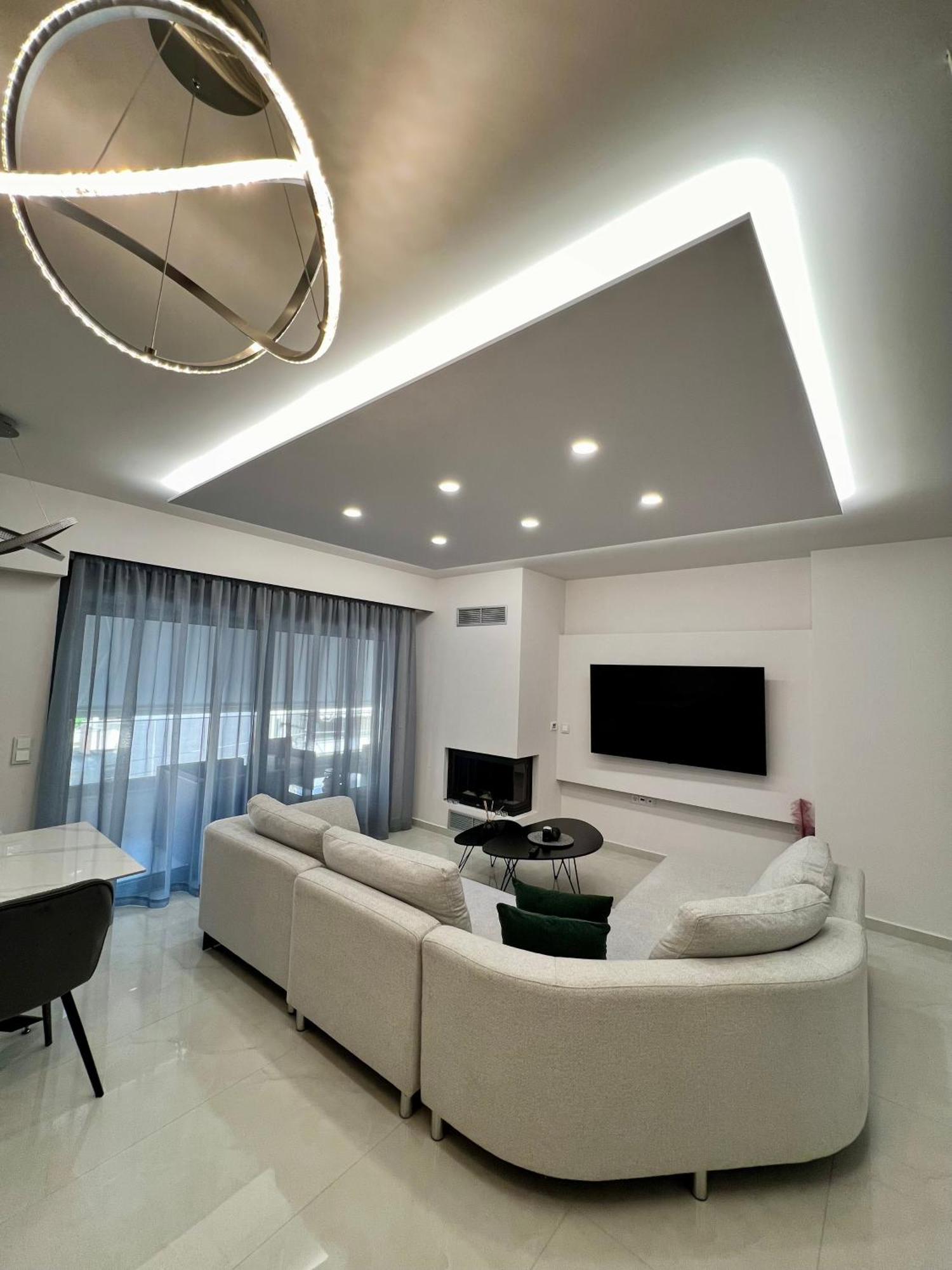 Luxury Apartment Атина Екстериор снимка