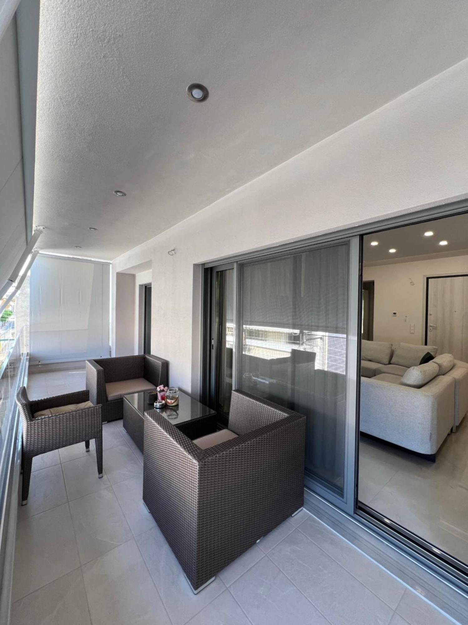Luxury Apartment Атина Екстериор снимка